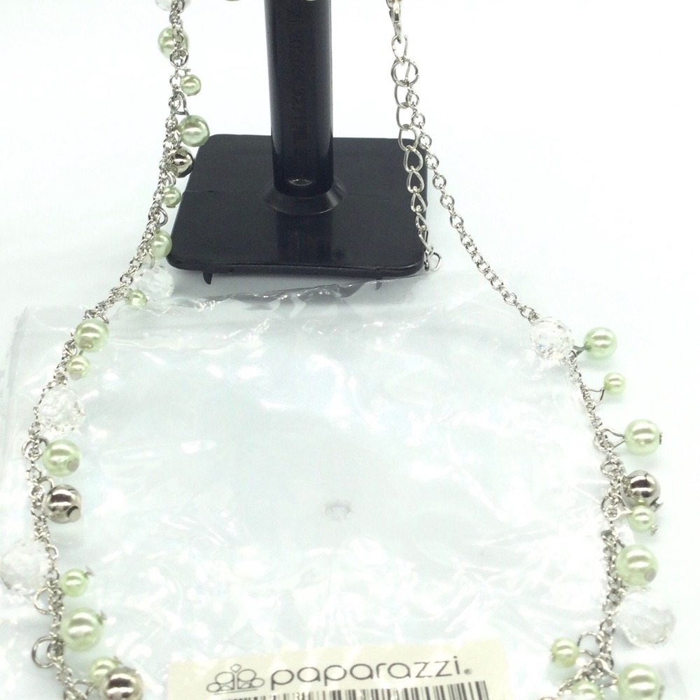 Paparazzi Silver Chain Necklace with Light Green Pearls